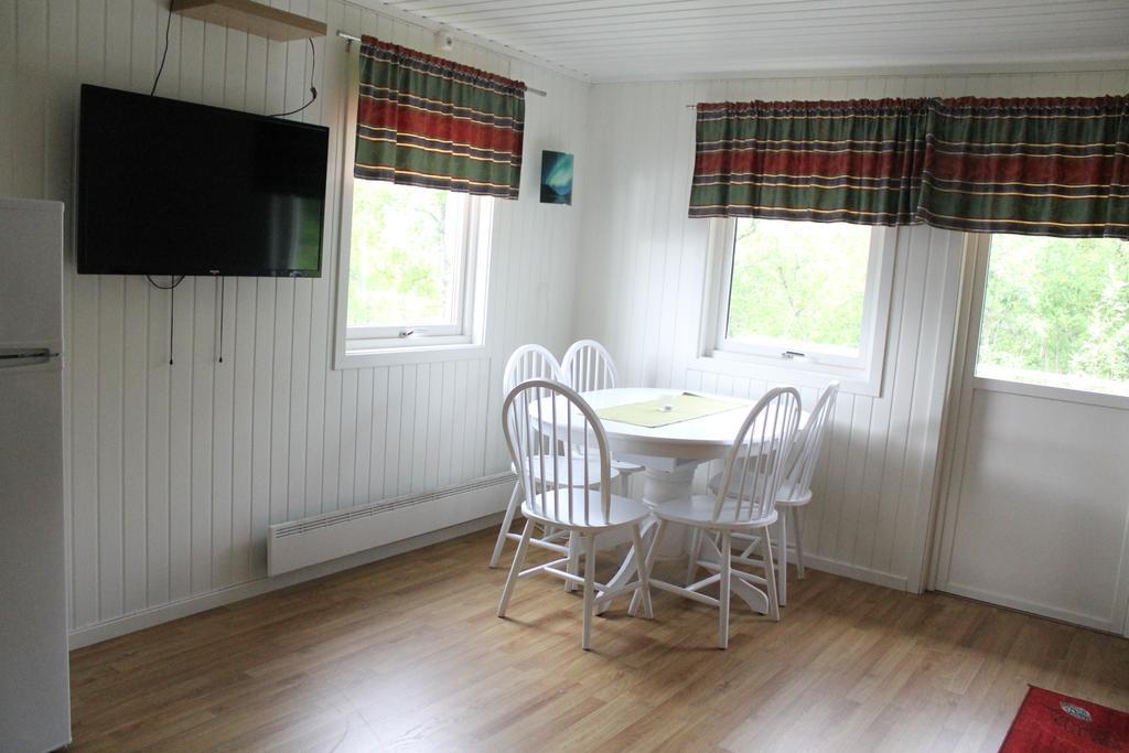 Svensby Tursenter Hotel Екстериор снимка