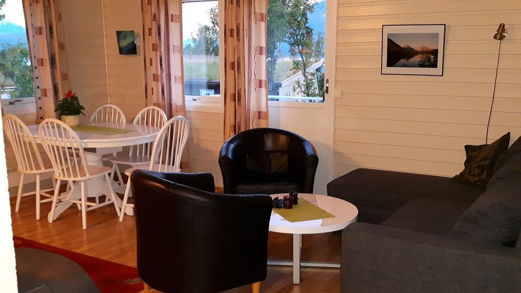 Svensby Tursenter Hotel Екстериор снимка